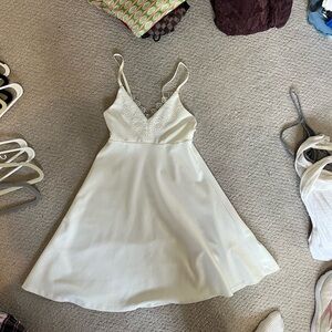 Elegant White Lace Trim Chemise